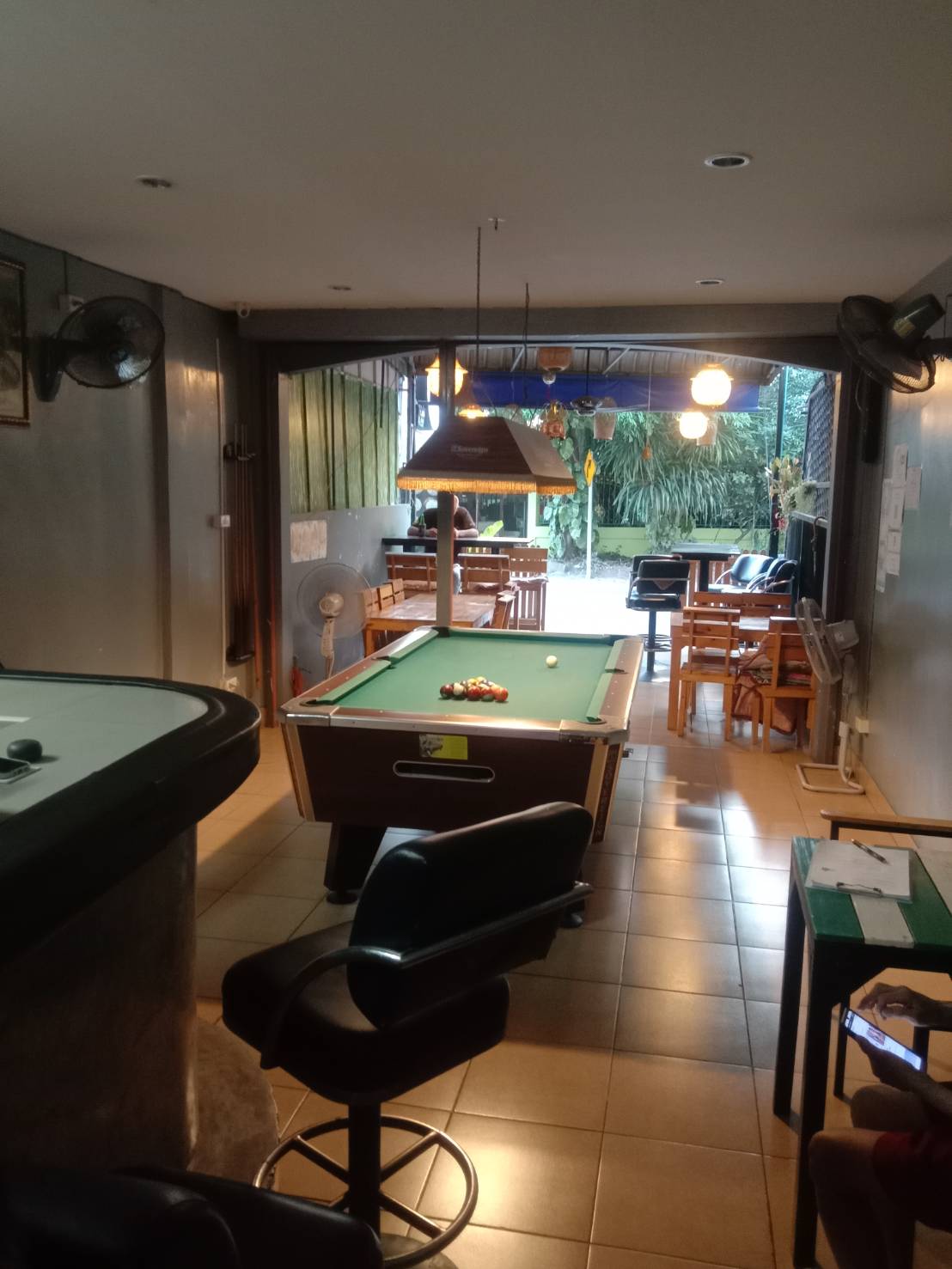 the Forgetmenot Bar billiart table