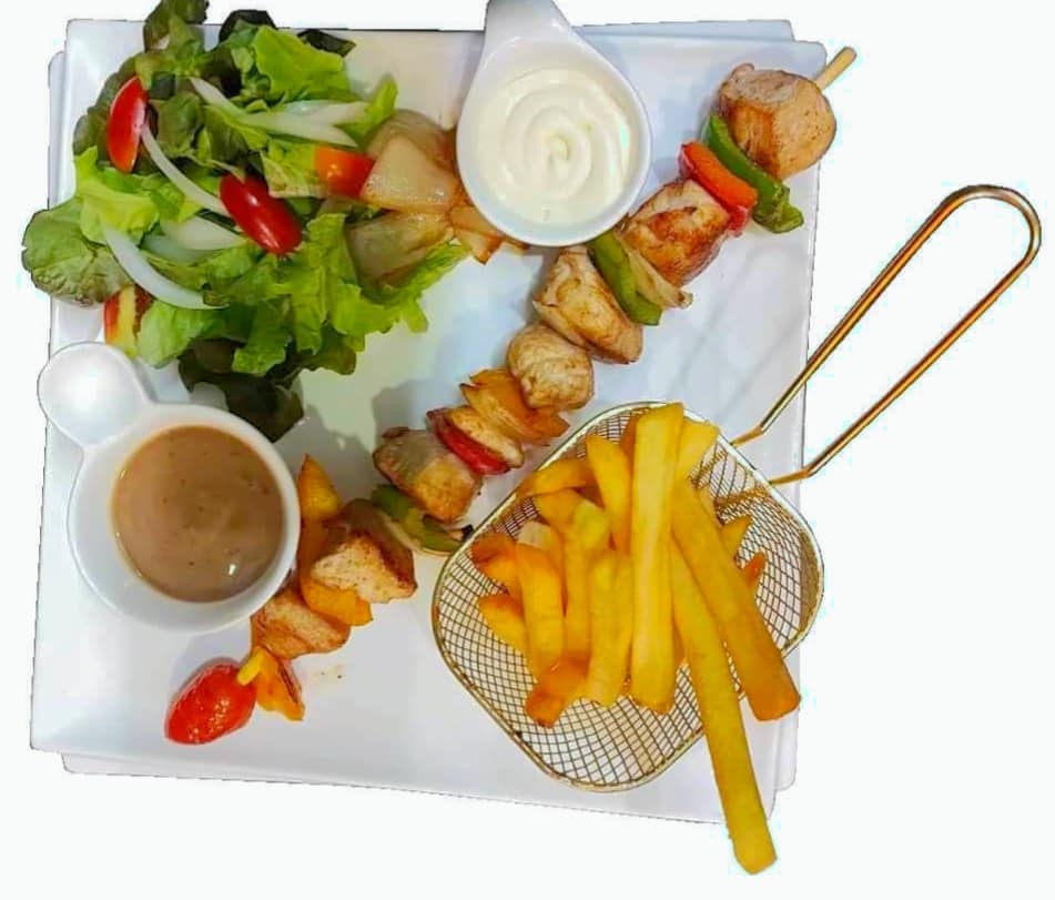 chill out 84, Thai and EU restaurant and bar in a thai environment, meat skewer, salad and Belgian fries
