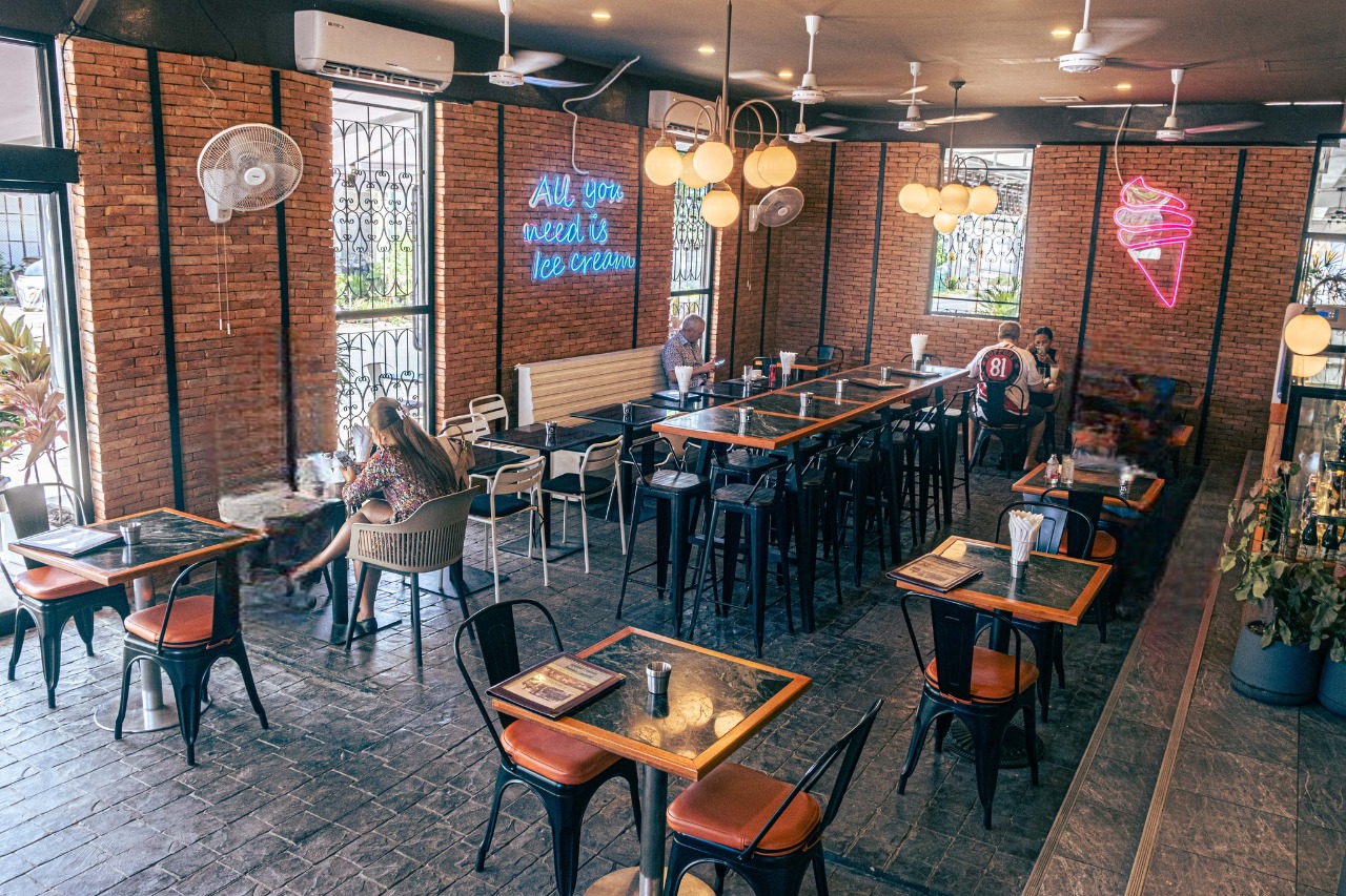La Crèmerie, ice cream parlour in Pattaya, bistro