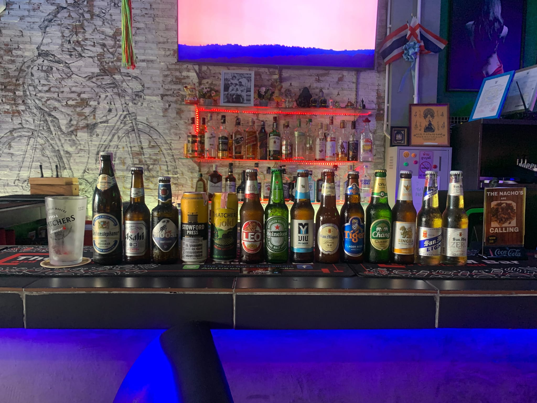 the gym bar & restaurant, soi countryclub pattaya, spirrits