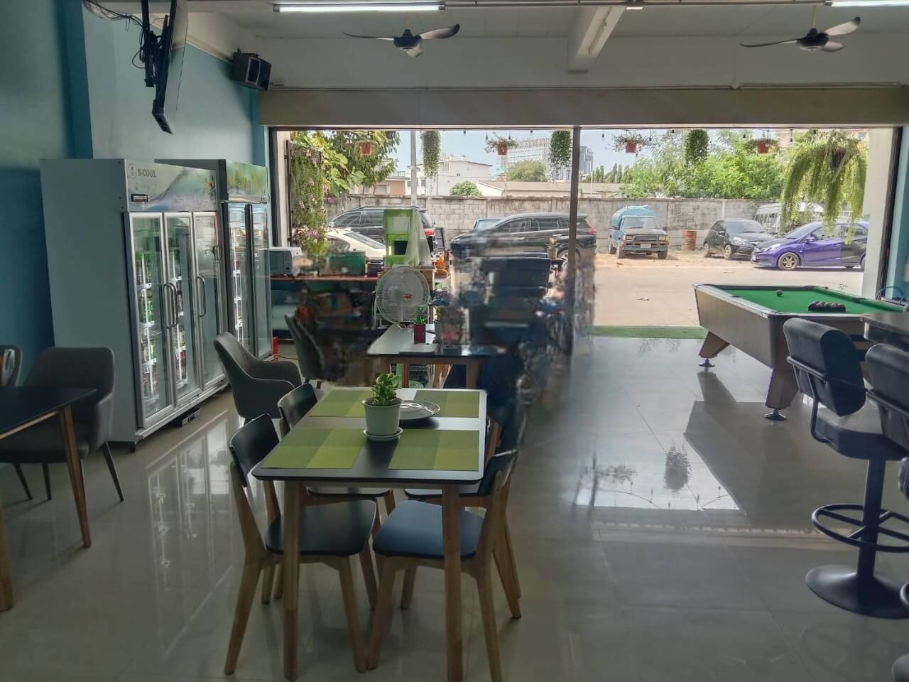 estobest, soi bongkoh pattaya, coffee and bar, logo, coffee and snacks corner