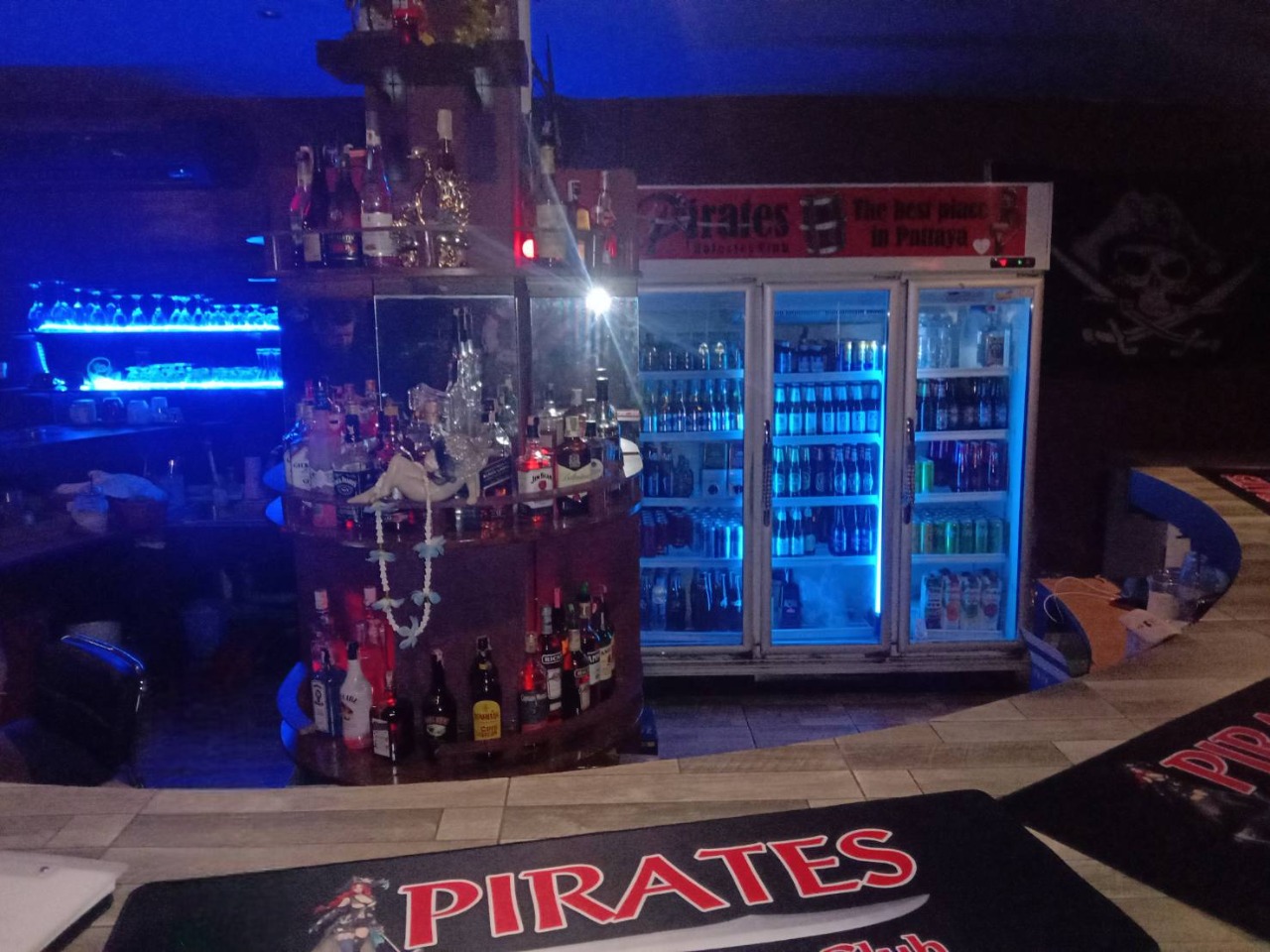 Pirates Club Pattaya counter