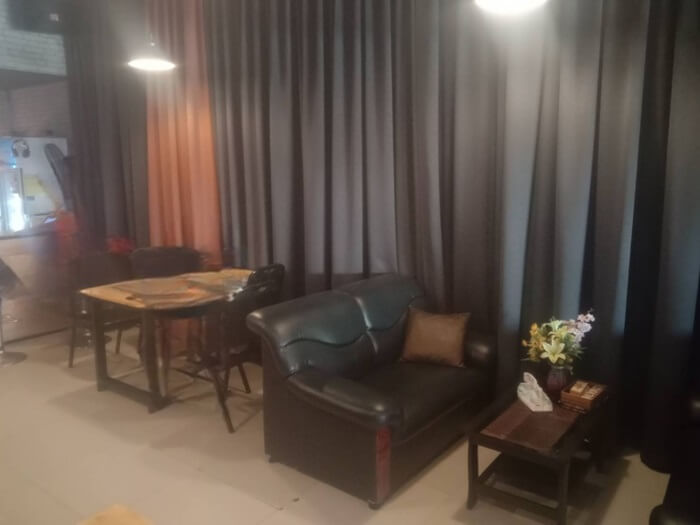 horn pub, restaurant bar in soi muslim pattaya, sofa's