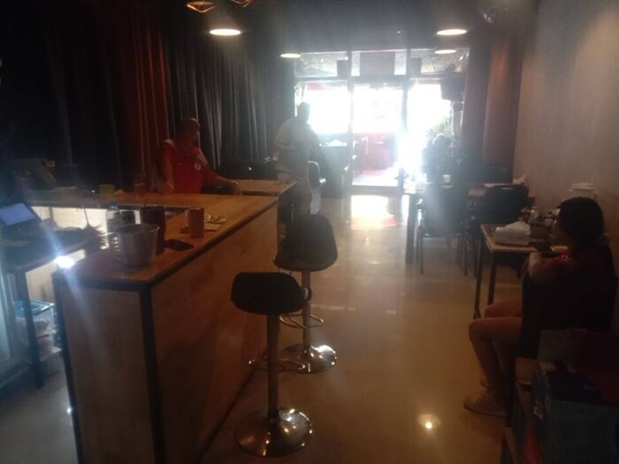 horn pub, restaurant bar in soi muslim pattaya, front desk