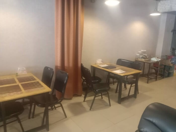 horn pub, restaurant bar in soi muslim pattaya, restaurant area