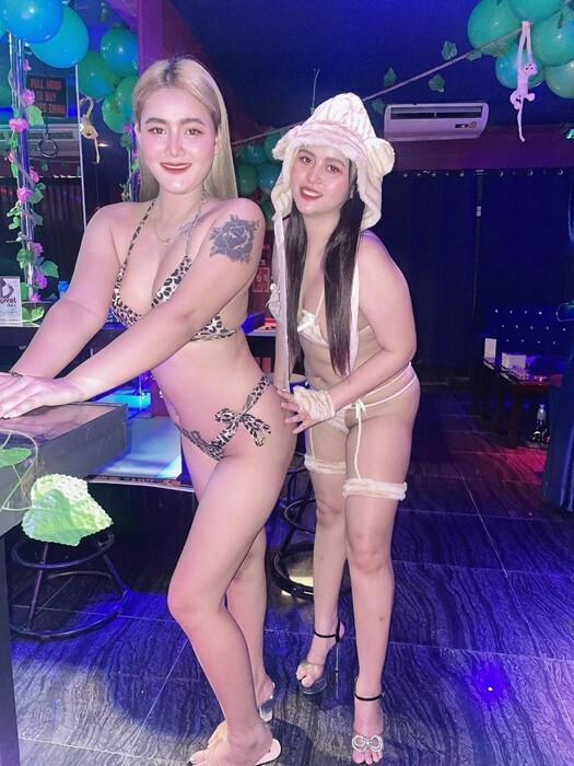Sin Club for gentlemen in Pattaya, soi bongkoch, two friends