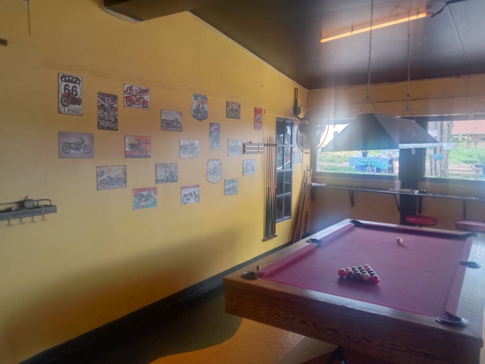 Bo Diddley’s Dark Side Pattaya, pool table