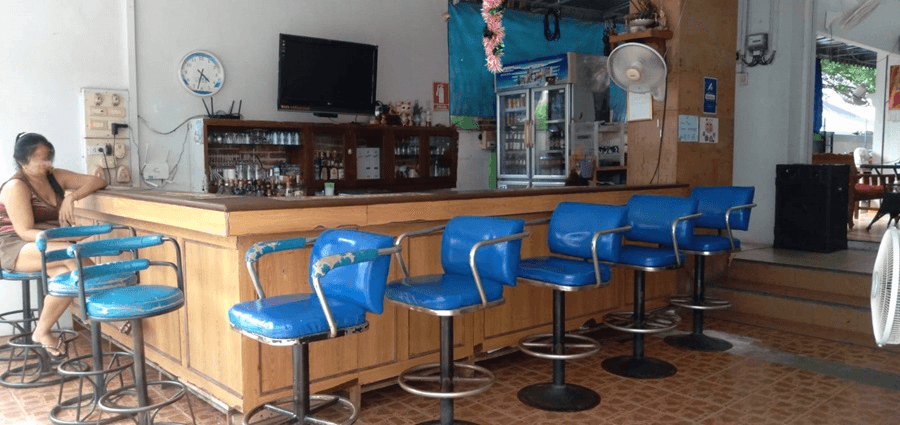 The 145 Bar,  Pattaya beach road, bar sitting in front