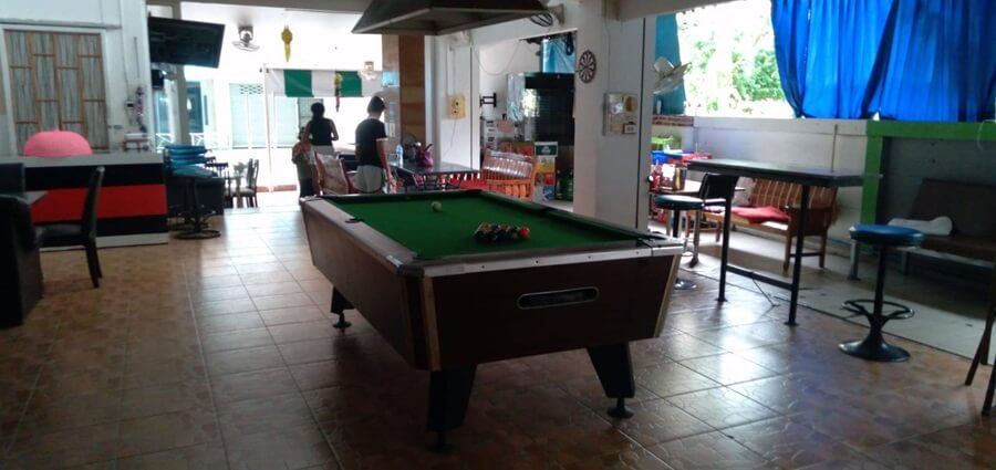 The 145 Bar, Pattaya beach road, pool table