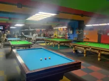Double kiss pool hall & sports lounge pattaya, Carom billiard table, 3 cusshions table
